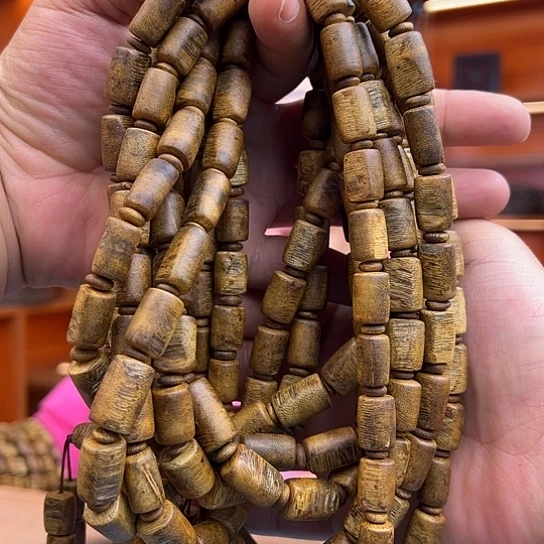 手串沉香白棋板头1.0多样性发货1条