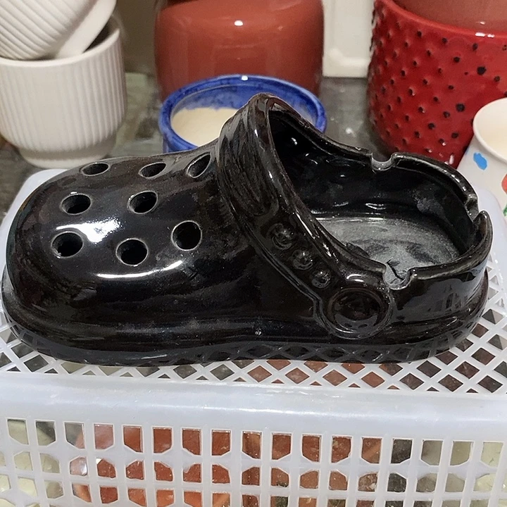 摆件陶盆有孔 瑕疵介意勿拍