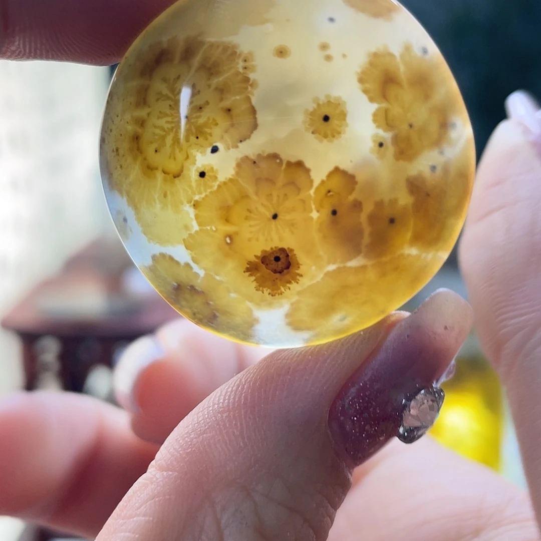 玛瑙/玉髓未镶嵌珠宝奇石