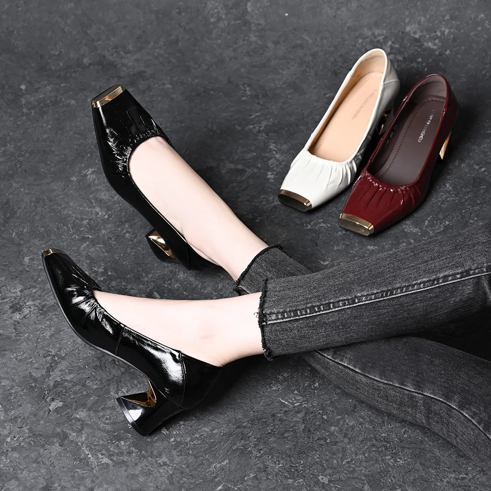 头层牛皮褶皱金属头粗跟单鞋2025春秋新款浅口百搭舒适一脚蹬女鞋