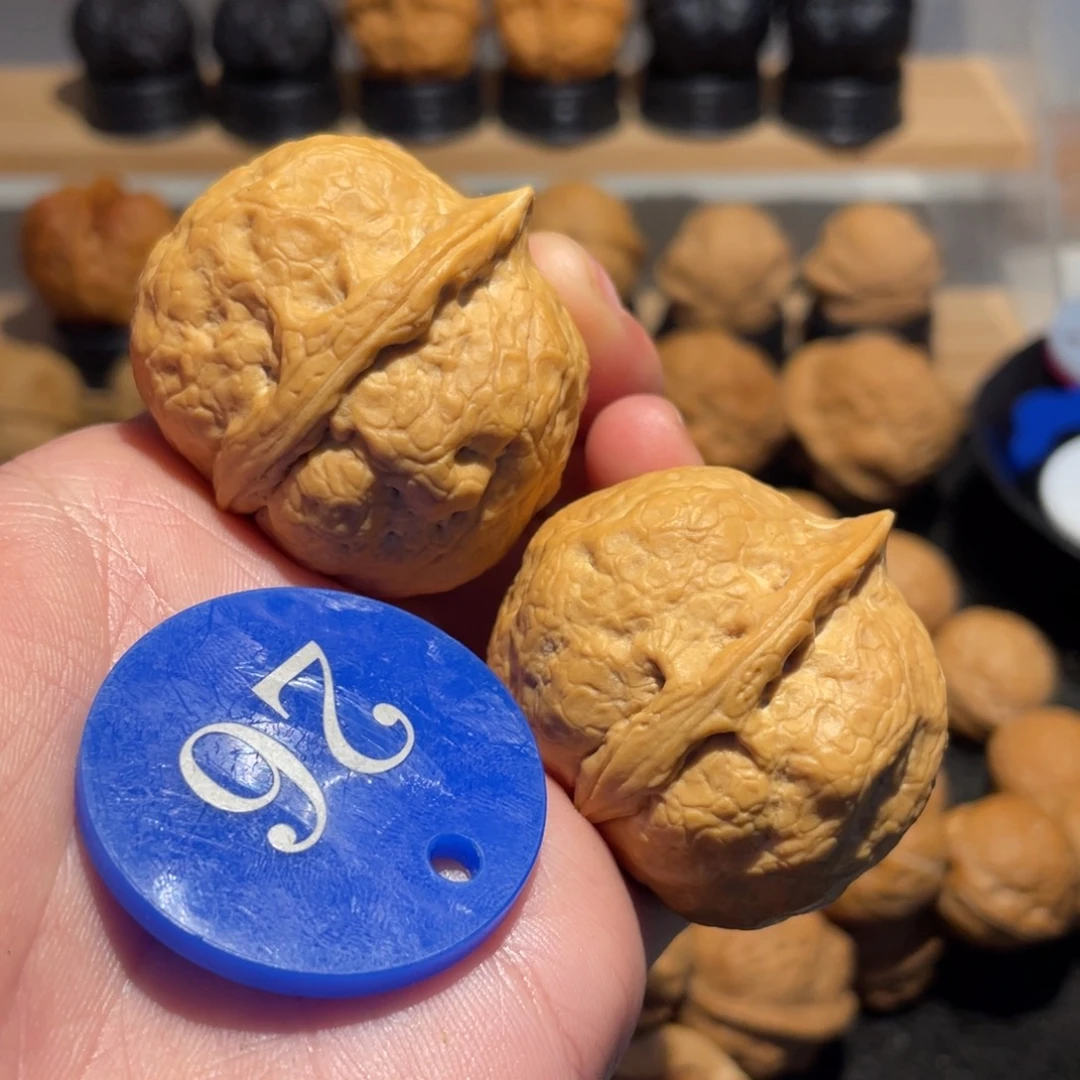 九五玄包核桃微彩41。