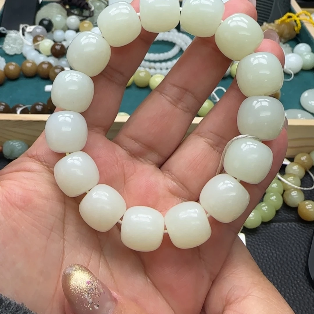 和田玉未镶嵌手链15