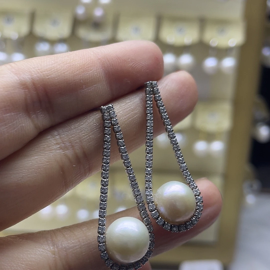 银S925镶嵌耳饰淡水珍珠