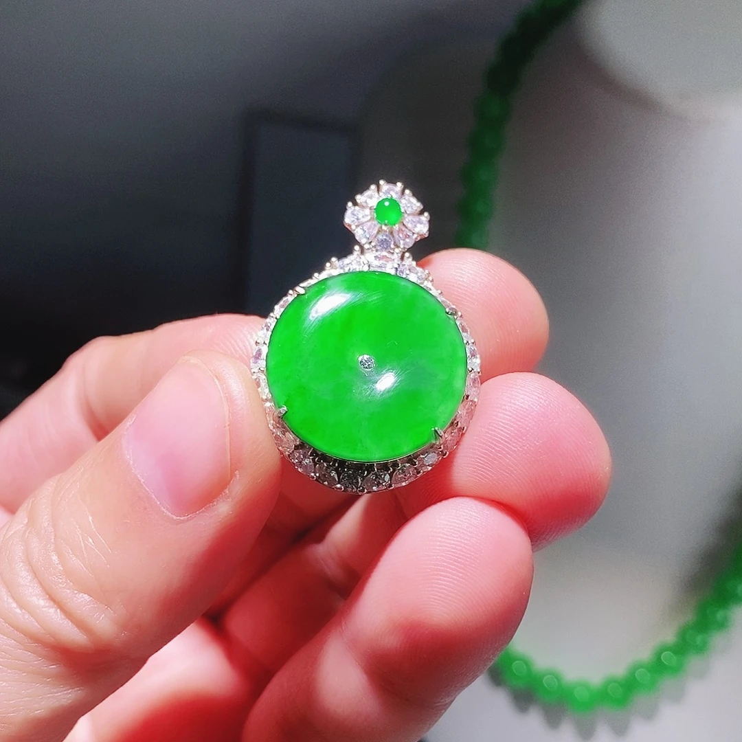 定制翡翠未镶嵌卡12.5天然翡翠A货