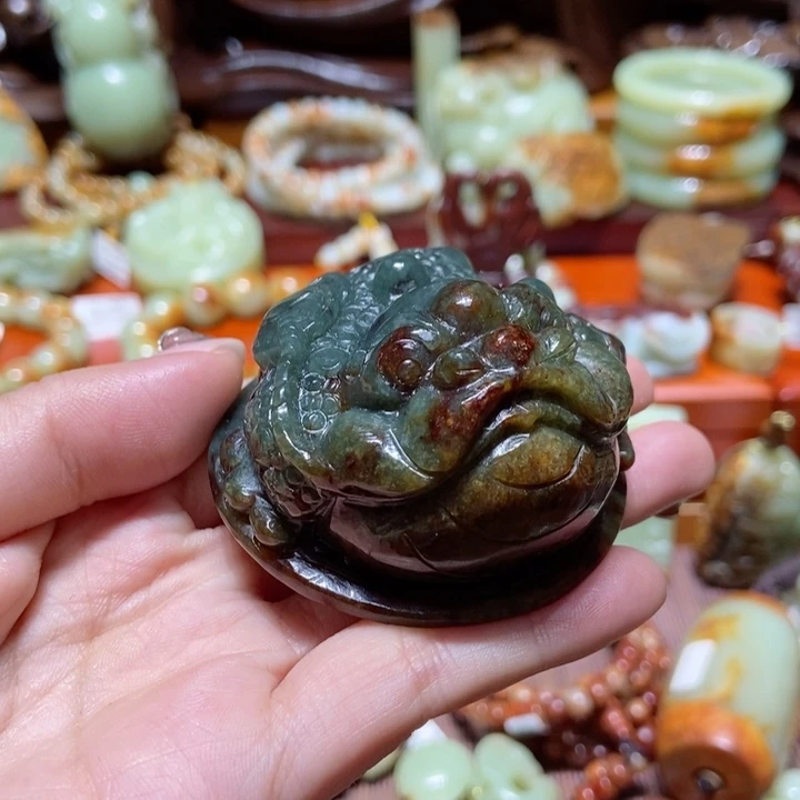 岫岩河磨玉（透闪石质玉）把件未镶嵌