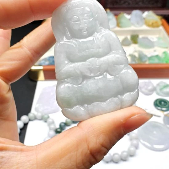 翡翠未镶嵌颈饰翡翠17