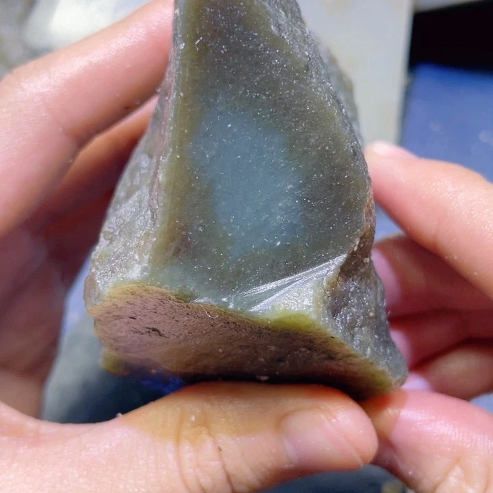 和田玉未镶嵌珠宝半成品