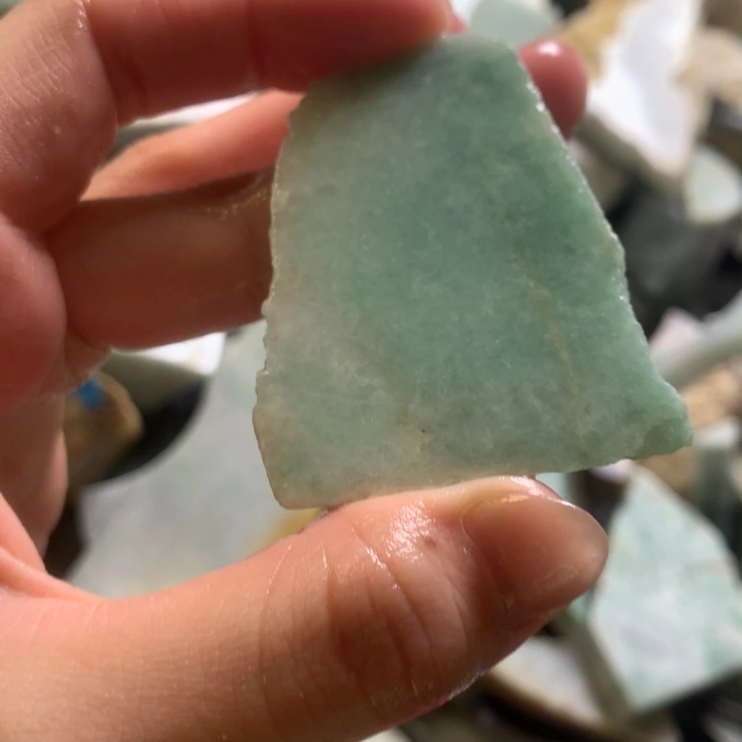 翡翠颈饰未镶嵌缅甸翡翠