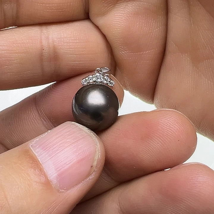 梁***啊海水珍珠吊坠(不含链)18K金镶嵌18K海水大溪地吊坠11-12mm