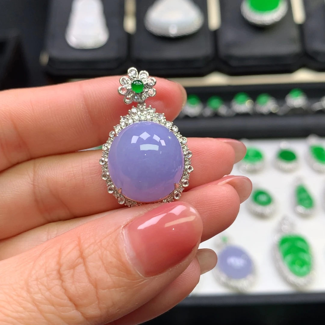 翡翠吊坠(不含链)18K金镶嵌