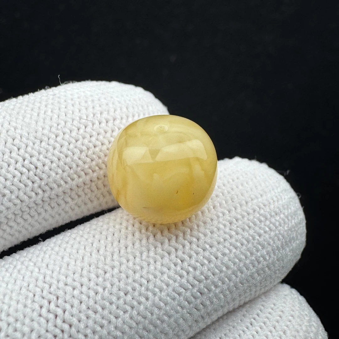 B3454天然蜜蜡 墩子13.1*11mm 保真原矿