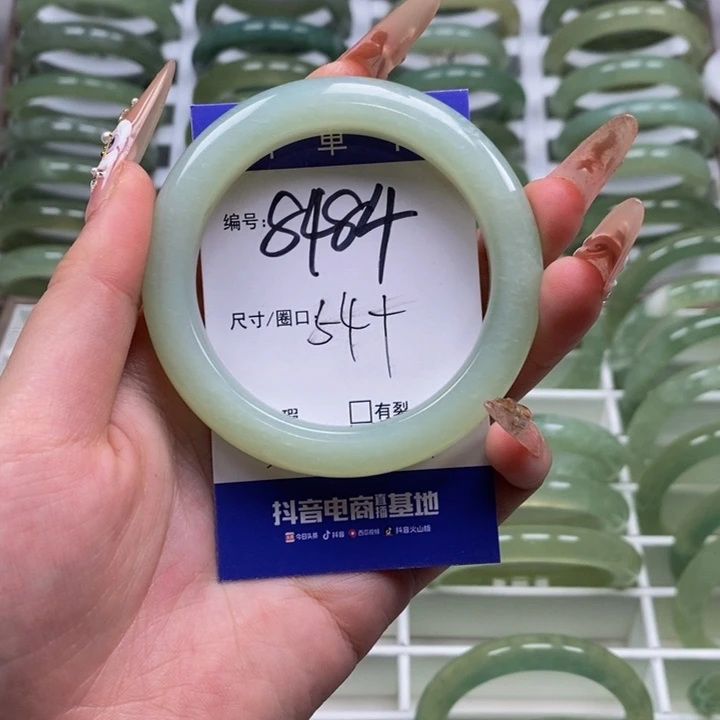 蛇纹石玉手镯足金镶嵌