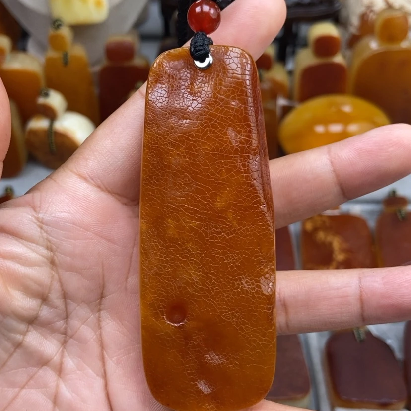 【闪购商品】琥珀颈饰未镶嵌
