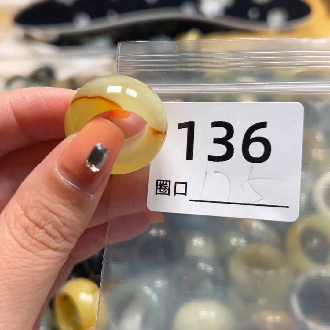 主****蛇纹石玉未镶嵌戒指