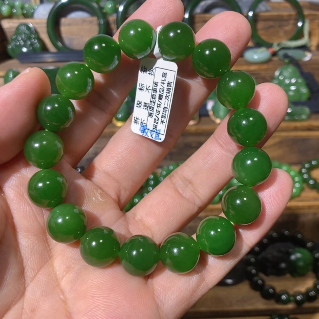 【闪购商品】吊坠(不含链)未镶嵌和田玉巴料辣绿手串 12