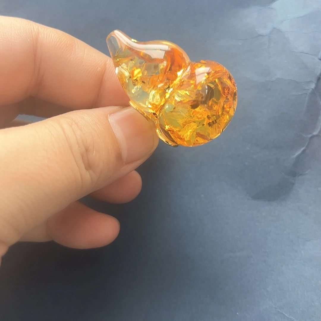裸石琥珀未镶嵌戒指