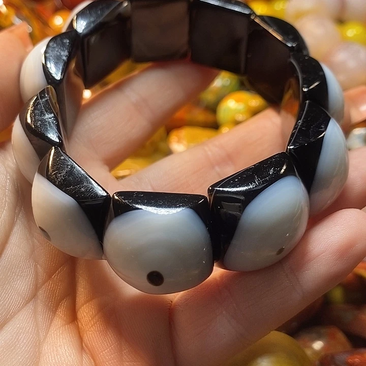 坝***涮玛瑙/玉髓未镶嵌手链