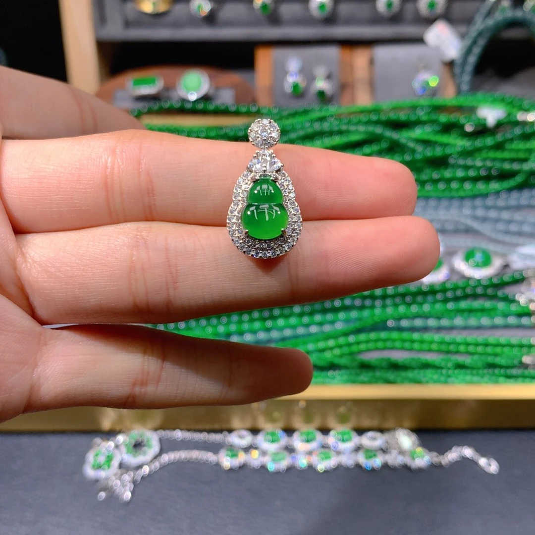 翡翠戒指未镶嵌天然翡翠