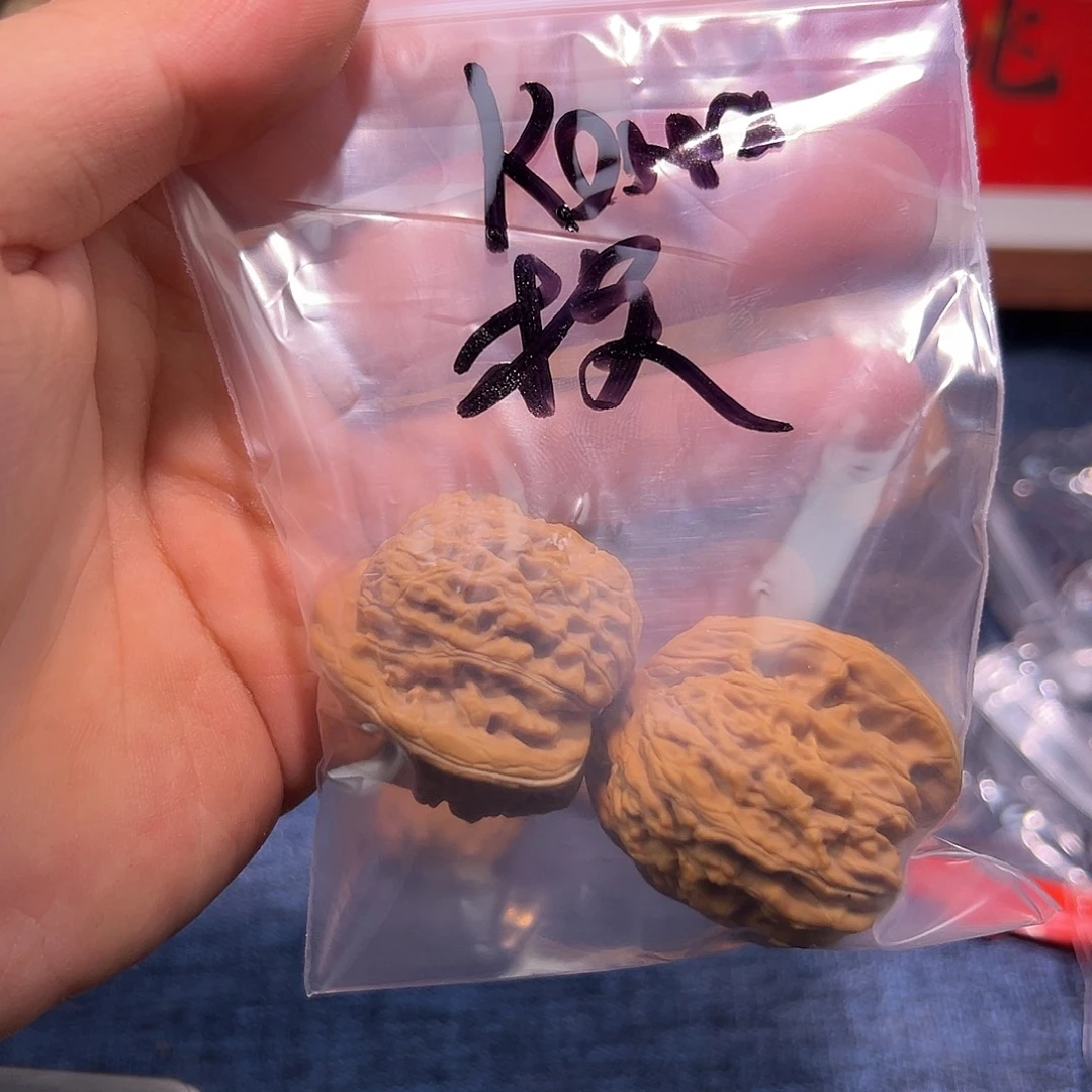 K***o吊坠文玩核桃40全品四座楼，换货，换39野牛
