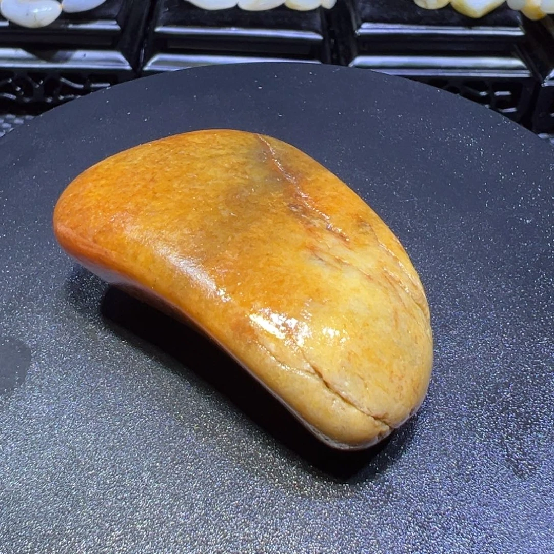 和田玉（子料）未镶嵌颈饰72克-2