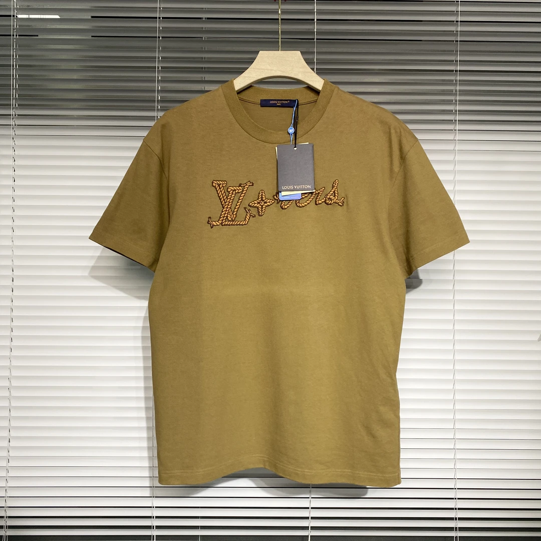 99新 LouisVuitton/路易威登 25新款 绳结刺绣logo 短袖 S码 a277