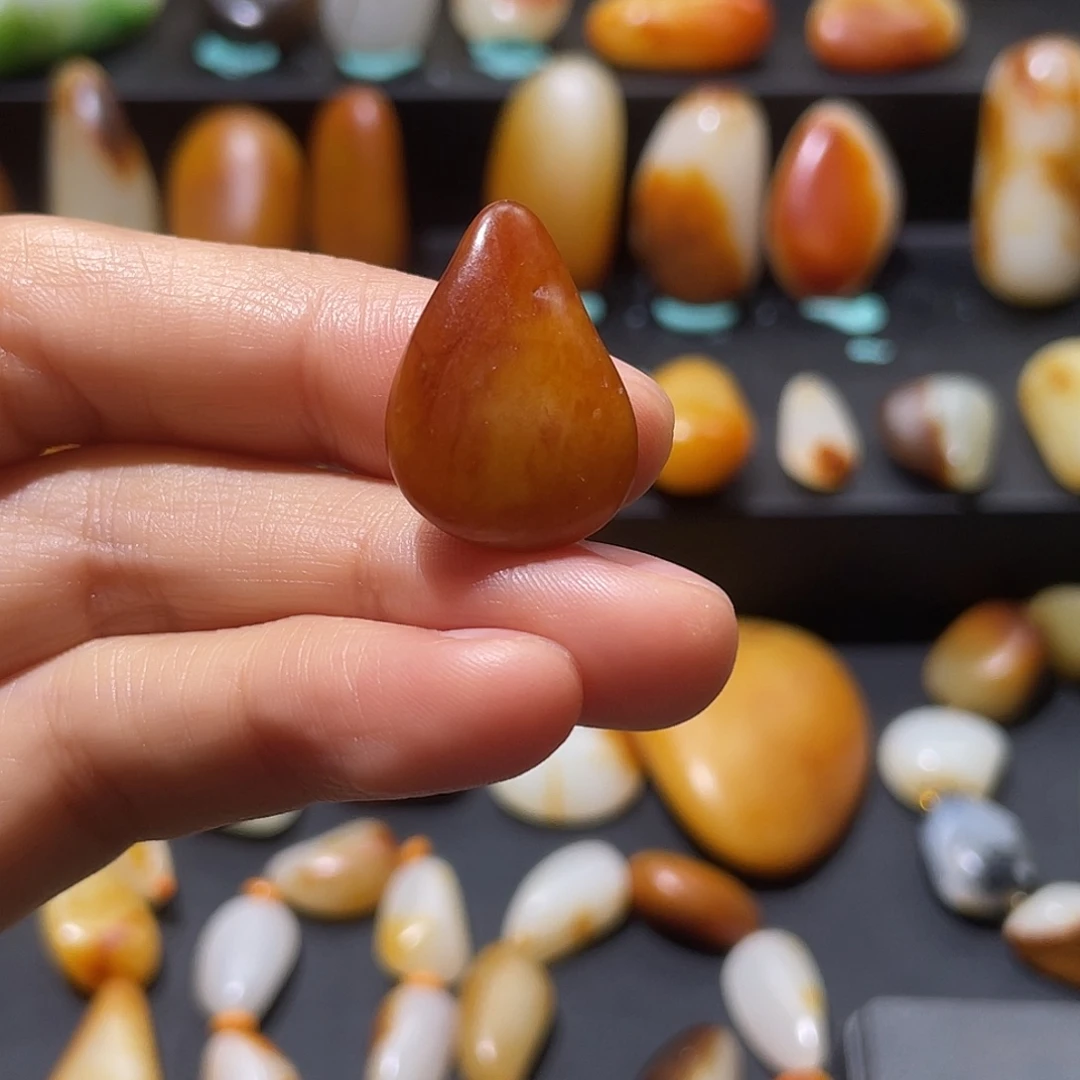 和田玉未镶嵌颈饰5g