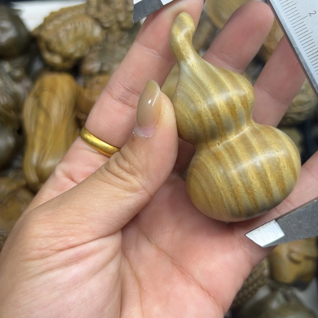 无事牌维腊木（绿檀）