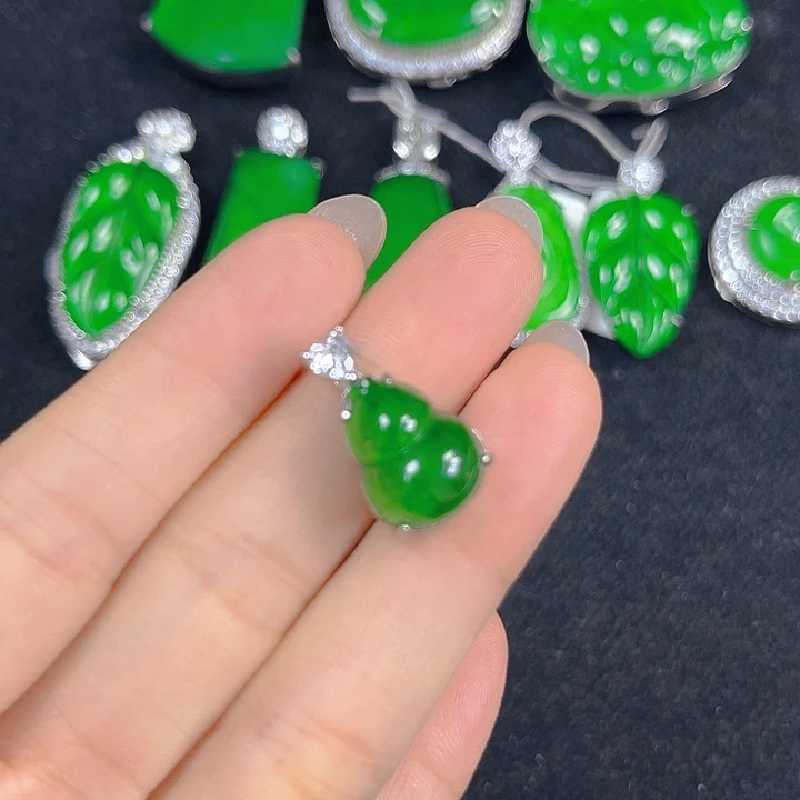 翡翠银S925镶嵌吊坠(不含链)