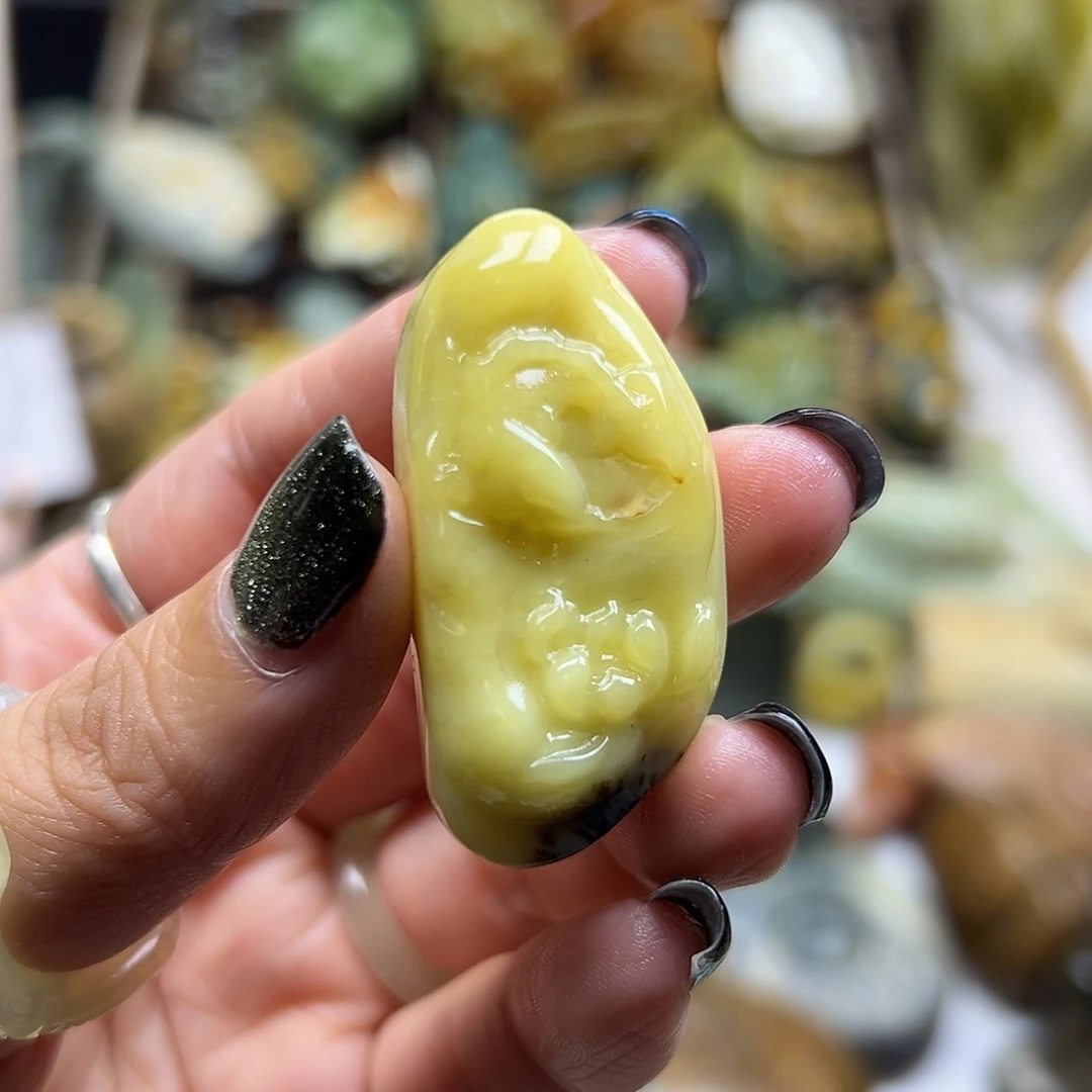未镶嵌岫玉颈饰辽阳料莲花水草鱼