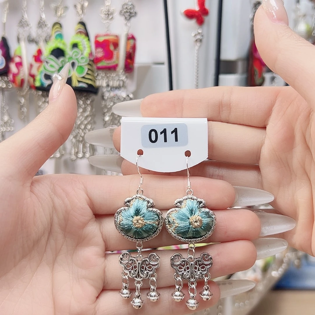 手串/手链核桃刺绣耳环