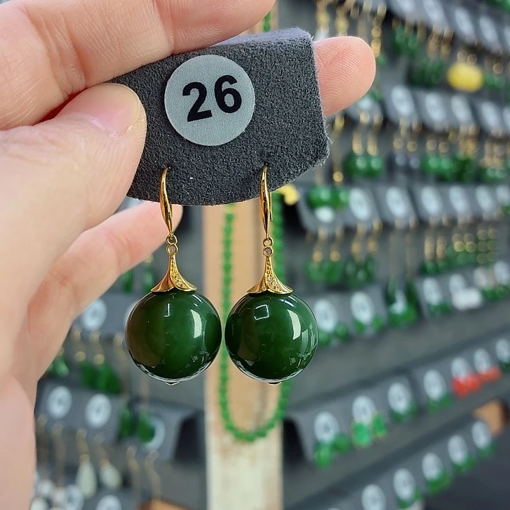 和田玉18K金镶嵌耳饰