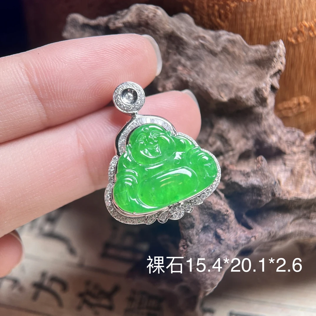 精美满绿佛公吊坠挂件 翡翠A货18k金豪镶 经典时尚设计款