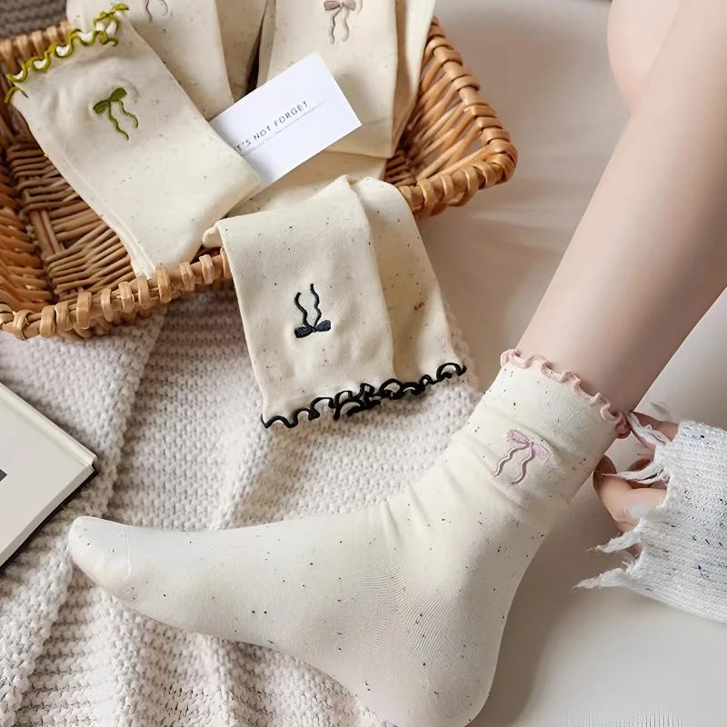 女士花边袜春夏蝴蝶结ins时尚简约百搭中筒袜透气绵柔学生堆堆袜