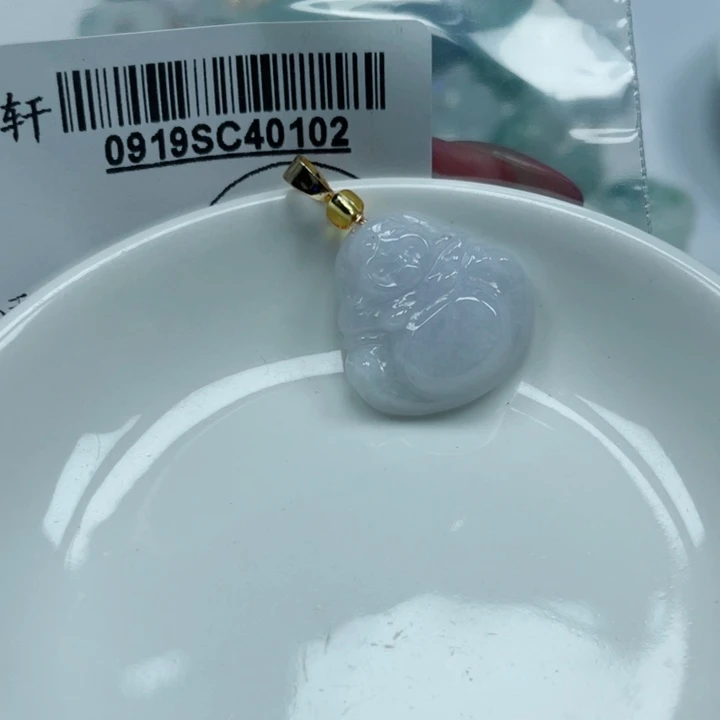 吊坠(不含链)未镶嵌翡翠