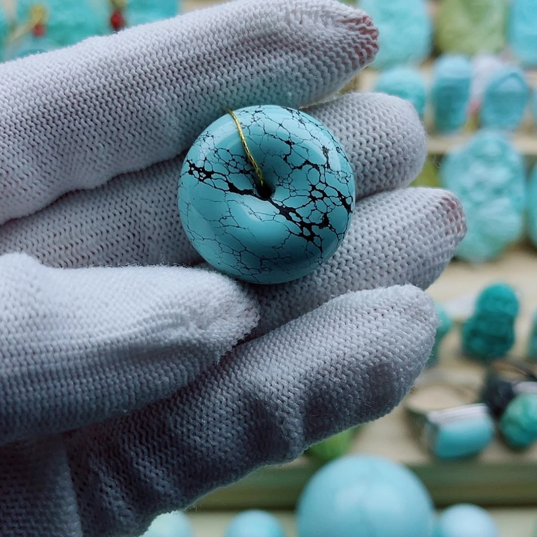 绿松石未镶嵌珠宝奇石