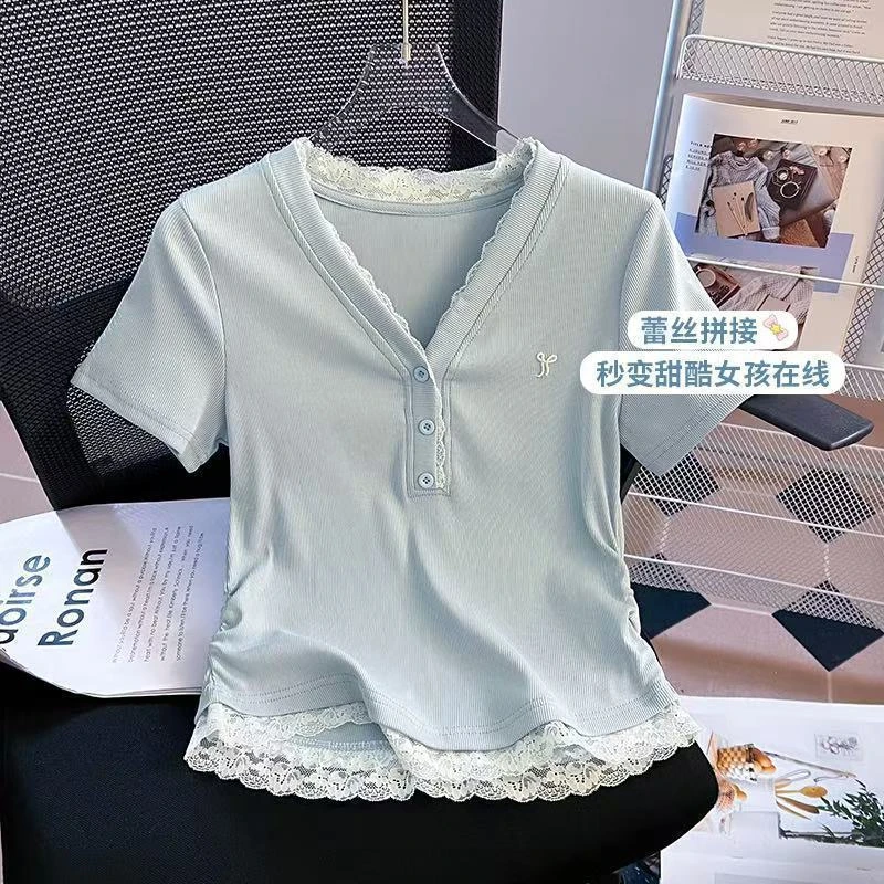 假两件蕾丝拼接V领短袖t恤女夏季2025年新款显瘦修身短款正肩上衣