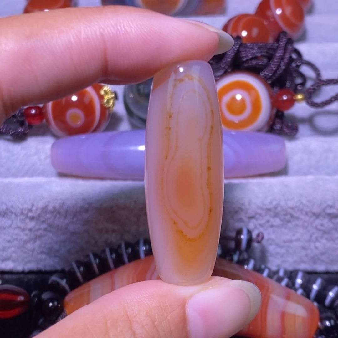 未镶嵌颈饰玛瑙/玉髓