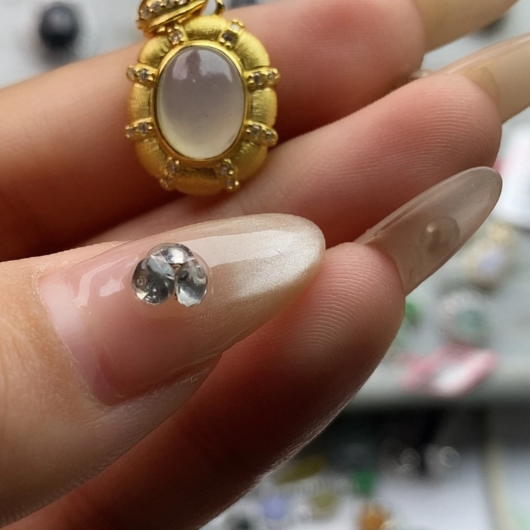 翡翠未镶嵌戒指翡翠