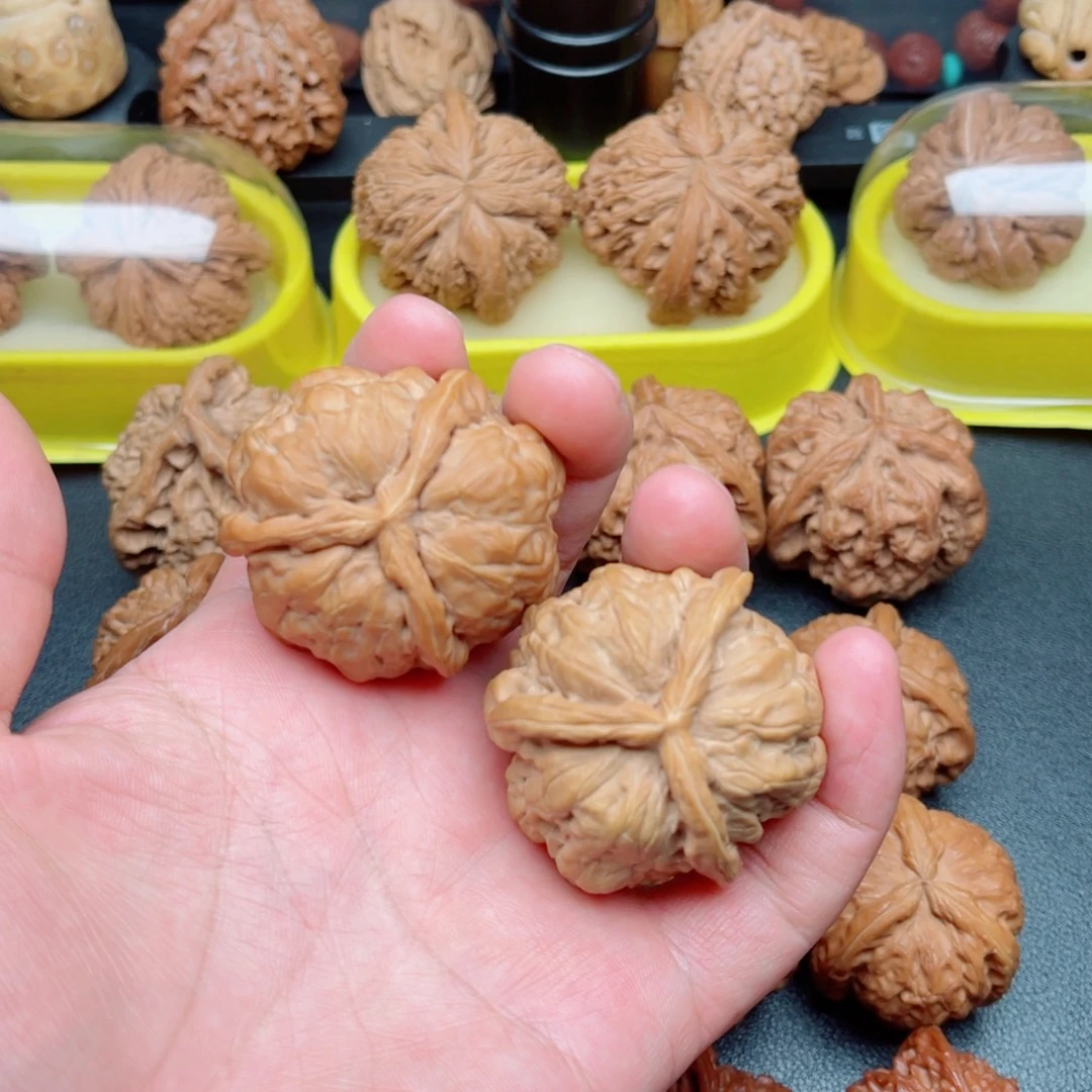 文玩核桃吊坠蛤蟆头44×42×42