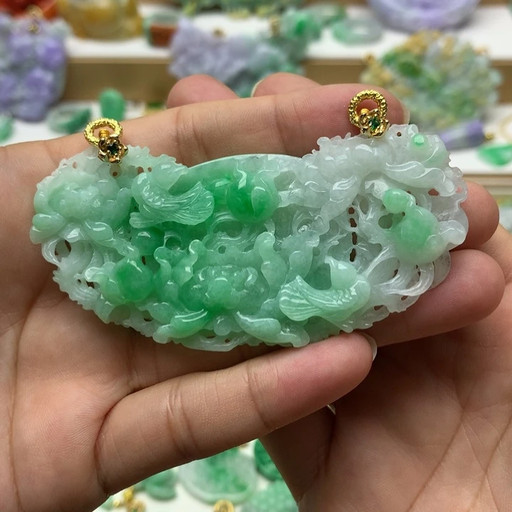 颈饰未镶嵌翡翠翡翠