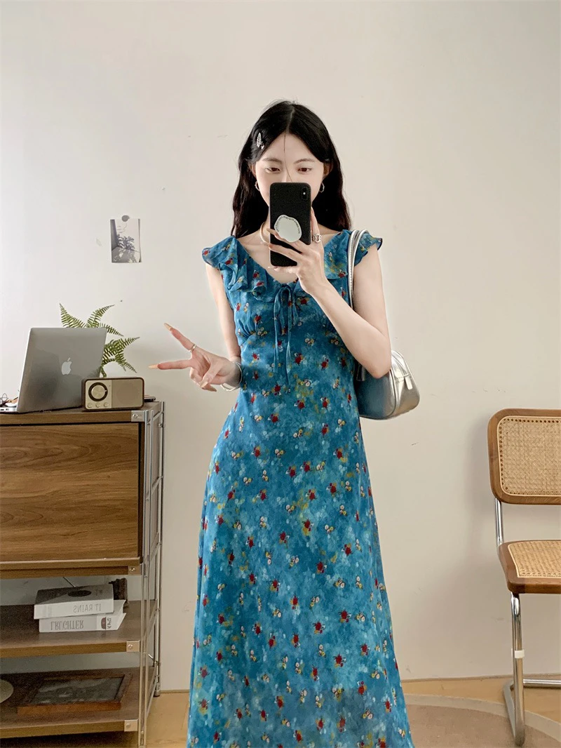 圆脸小雯/法式复古连衣裙荷叶边收腰长裙清凉裙V领度假裙