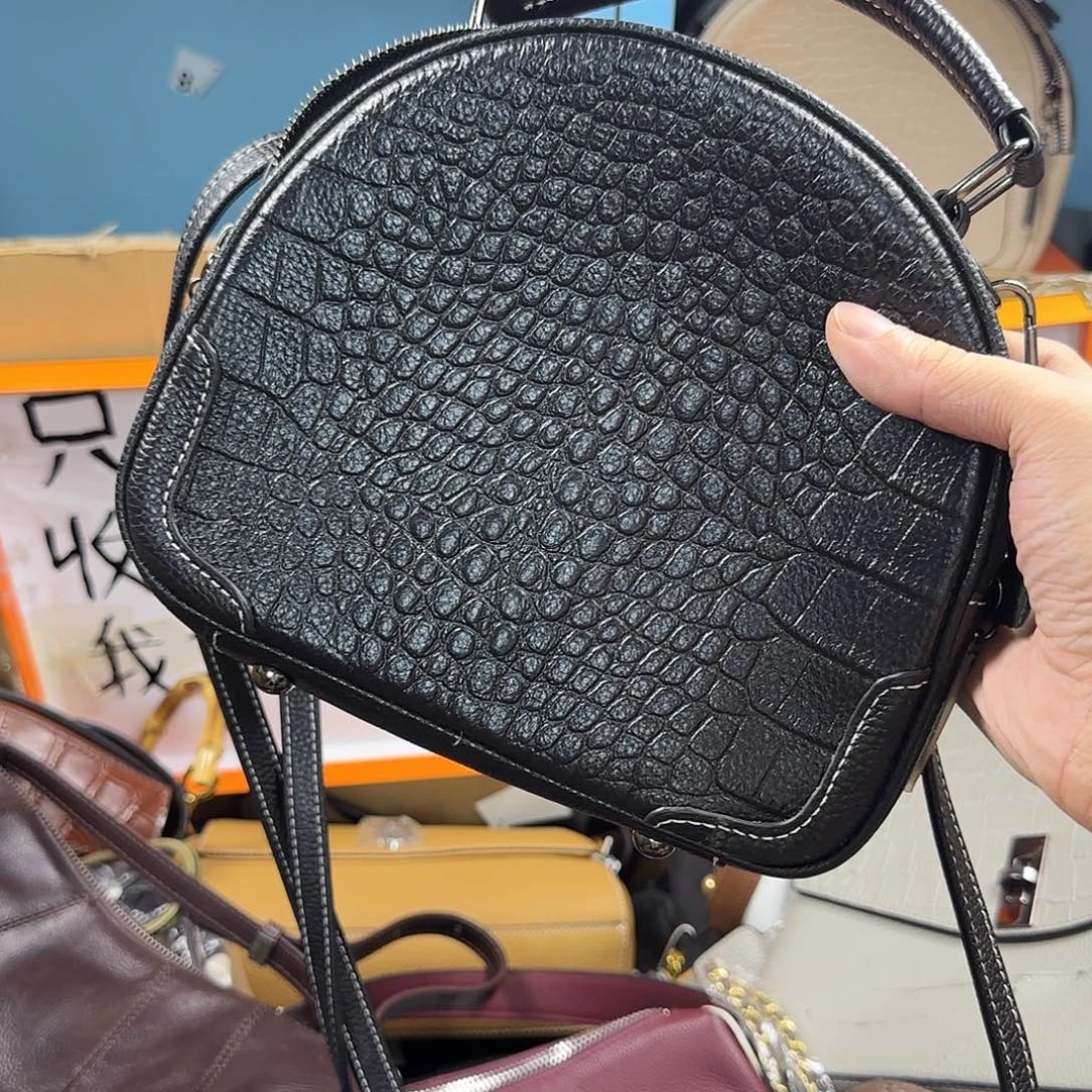 黄牛皮（革）水牛皮（革）头层牛皮山羊皮（革）