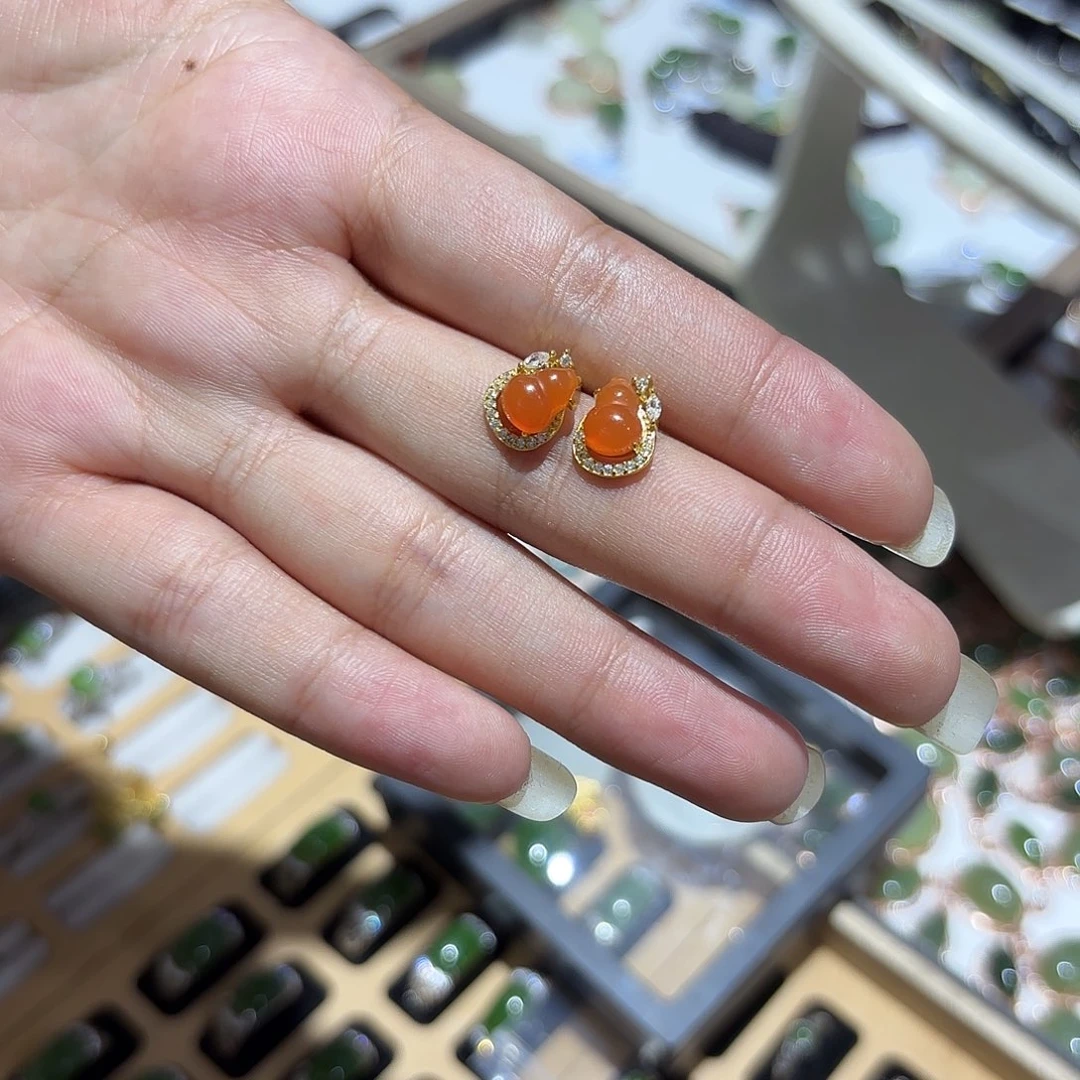 未镶嵌南红玛瑙耳饰