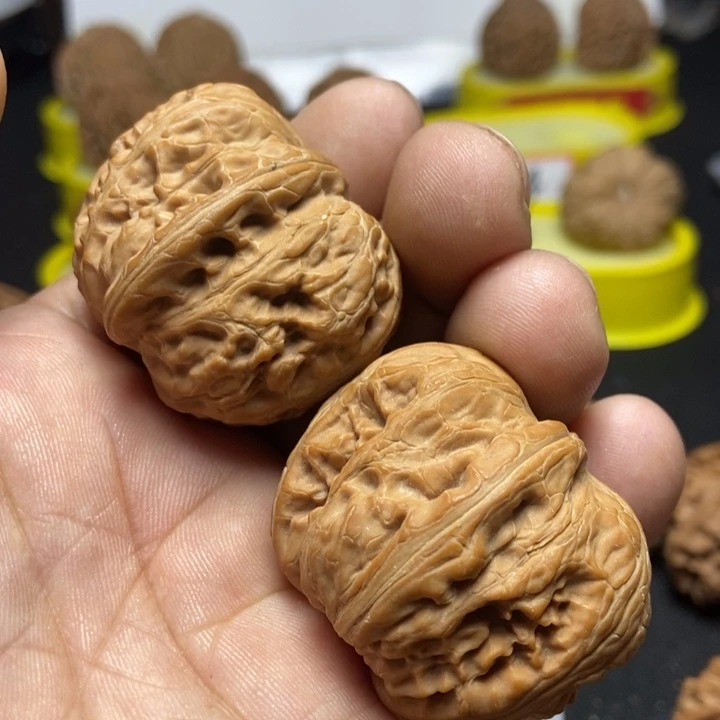 文玩核桃把件元宝4