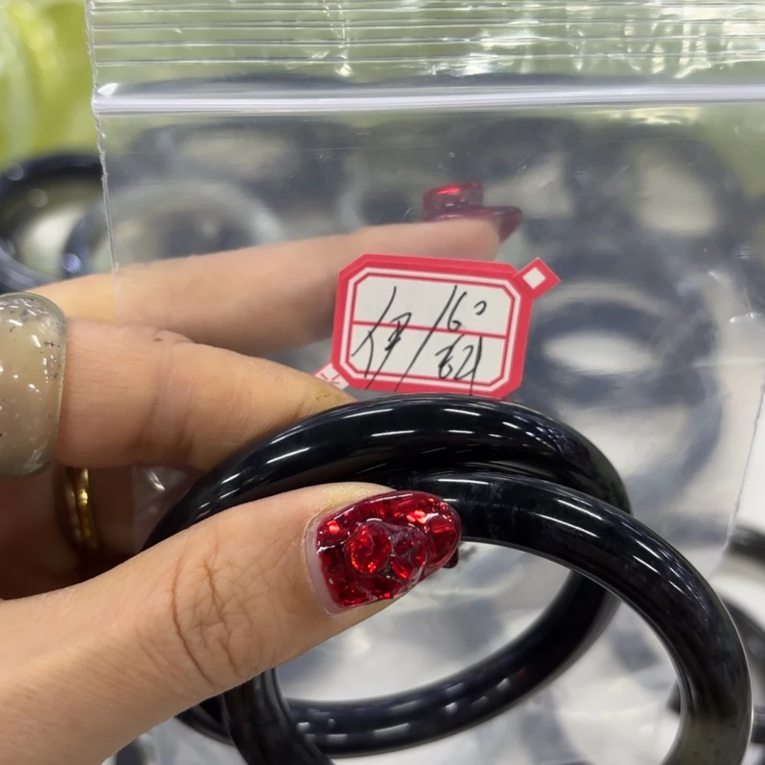 岫玉手镯未镶嵌尚****洛