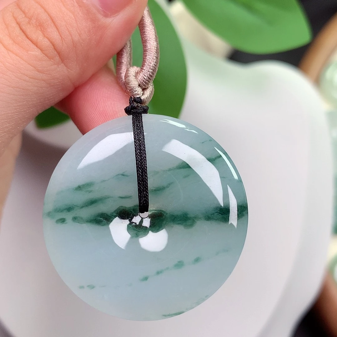 颈饰未镶嵌翡翠平安扣 35.4x5.6mm