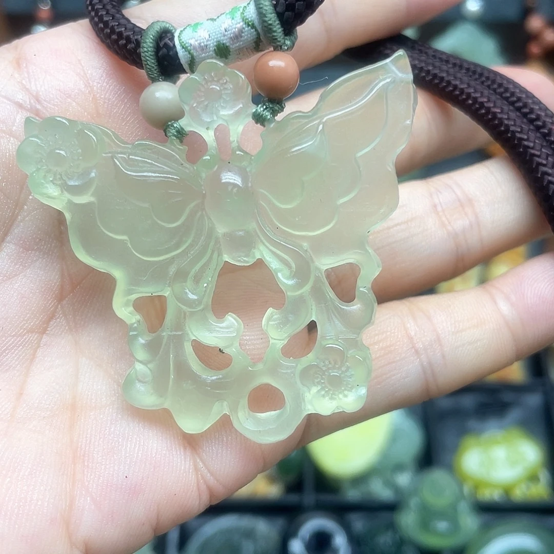 未镶嵌蛇纹石玉项链