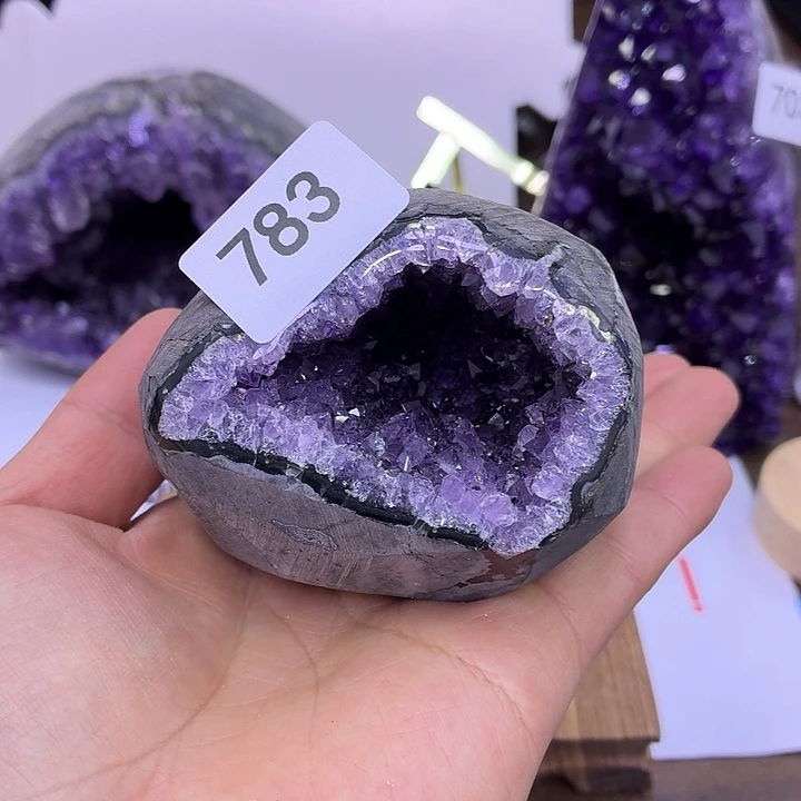 紫晶大型摆件（非配饰）未镶嵌