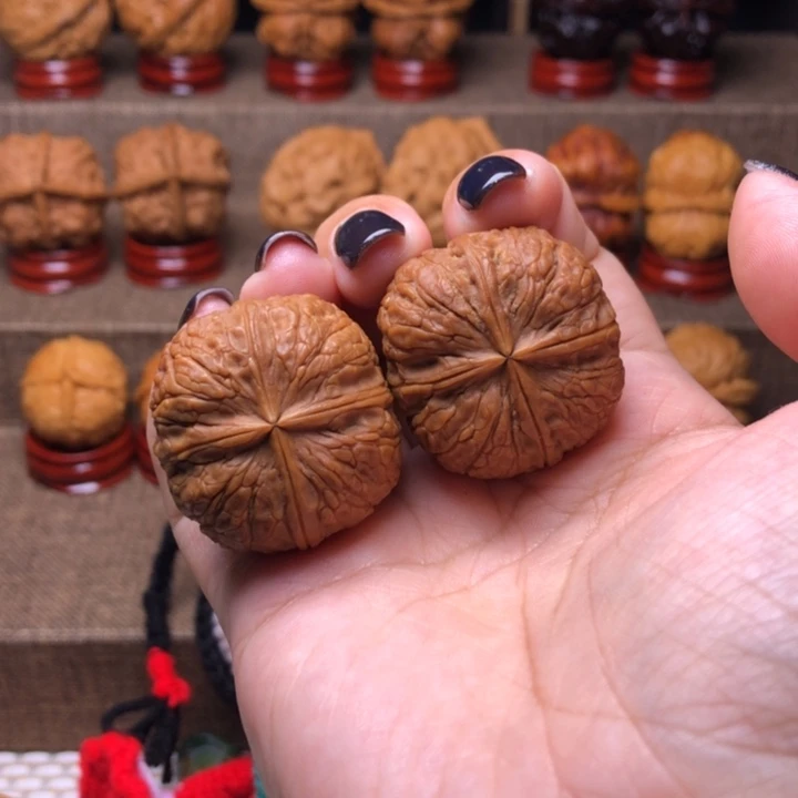 把件文玩核桃57号状元红四楞32尺