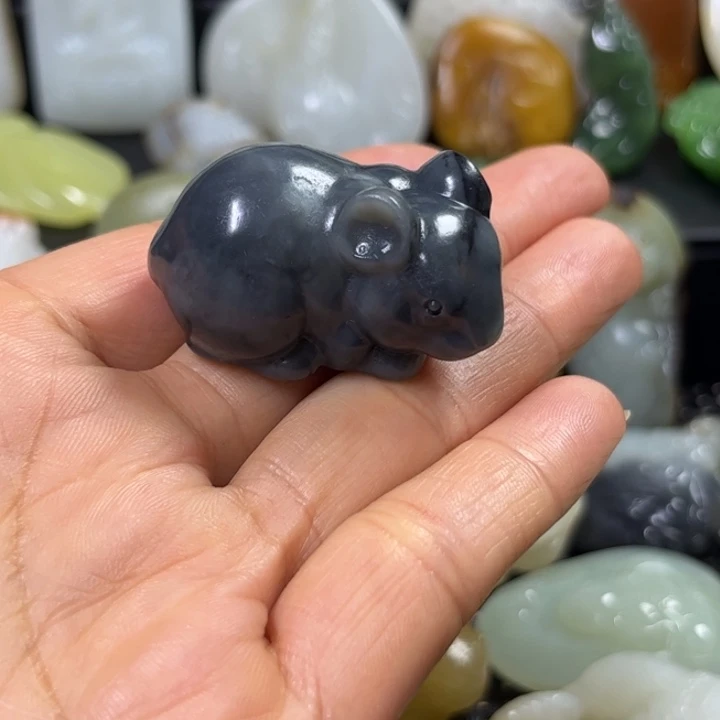 和田玉未镶嵌挂件31.5 克